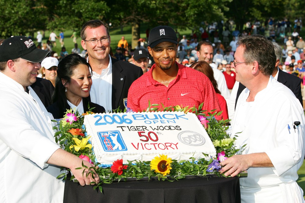 UNITED STATES - AUGUST 06: Tiger Woods during the final round of the Buick Open at Warwick Hills Golf and Country Club in Grand Blanc, Michigan on August 6, 2006. (Photo by Sam Greenwood/Getty Images)