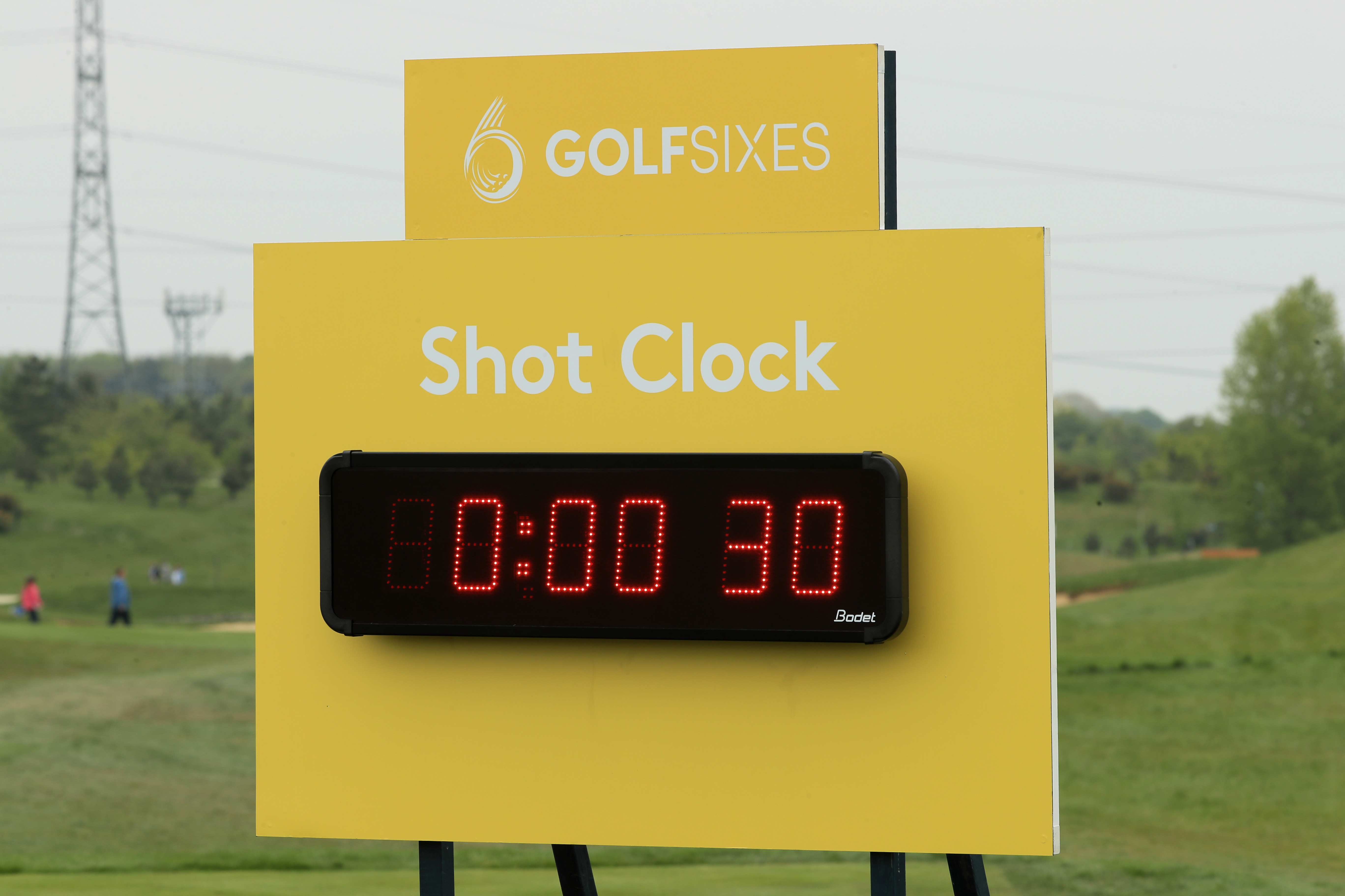 ST ALBANS, ENGLAND - MAY 06: General View of the shot clock on the 4th hole during day one of GolfSixes at The Centurion Club on May 6, 2017 in St Albans, England. (Photo by Andrew Redington/Getty Images)