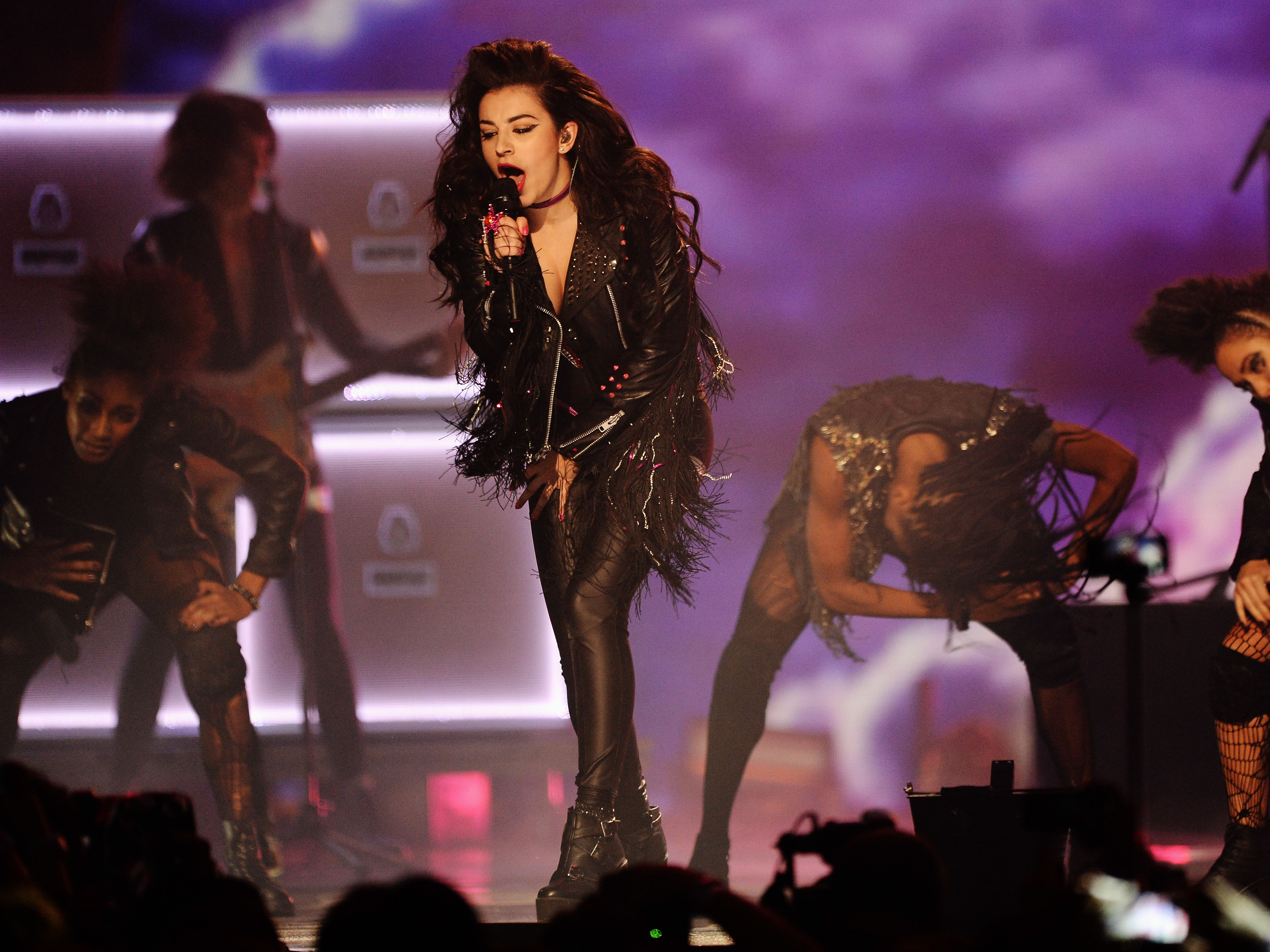 (Photo by Samir Hussein/Getty Images for MTV) 
