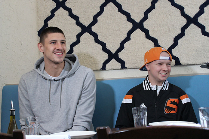 Alex Len, left, and Jared Ornoski, right. (Via Phoenix Suns)
